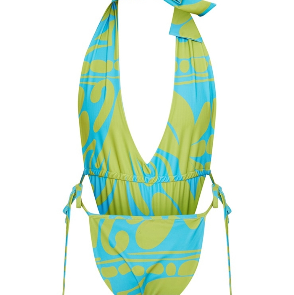 Pretty Little thing one piece swimsuit - Picture 2 of 3